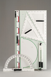 Komplet przyrządów tablicowych z tablicą do zawieszania - zestaw przyborów tablicowych