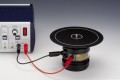 Wibrator elektromechaniczny w połączeniu z okrągłą płytą rezonansową oraz generatorem funkcyjnym    