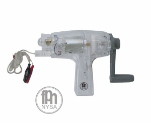 Model dynama generatora z napędem ręcznym - prądnica ręczna