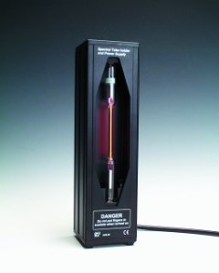 Uchwyt zasilający do rurkowych lamp spektralnych (tub spektralnych)