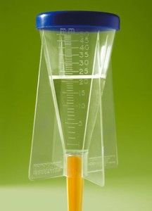 Deszczomierz Przyrząd uczniowski do pomiaru opadów