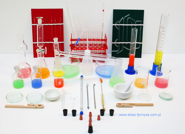Zestaw szkła laboratoryjnego