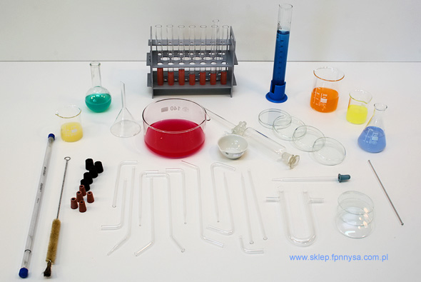 Zestaw szkła laboratoryjnego